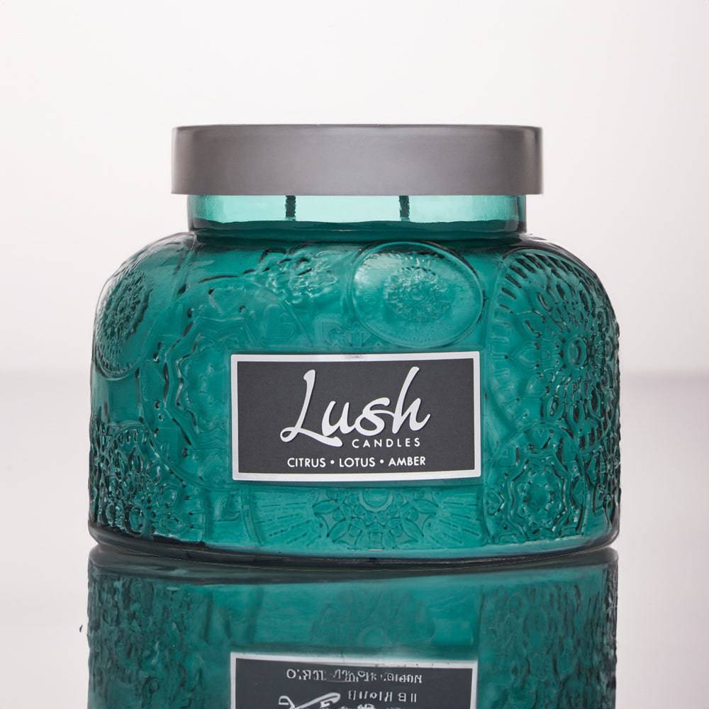 Citrus Lotus Amber - Lush Candle - Cheerful Candle Israel